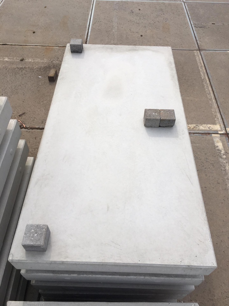 Concrete slabs 2m x 1m x 14cm - with lifting holes